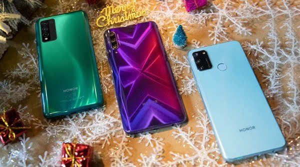 Honor Mobile Breaks from Huawei, to Start Using Google Services