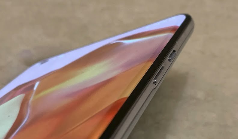 OnePlus 9 Pro 5G Curved Display