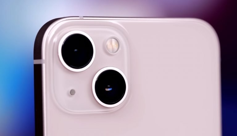 iPhone 13 Mini camera