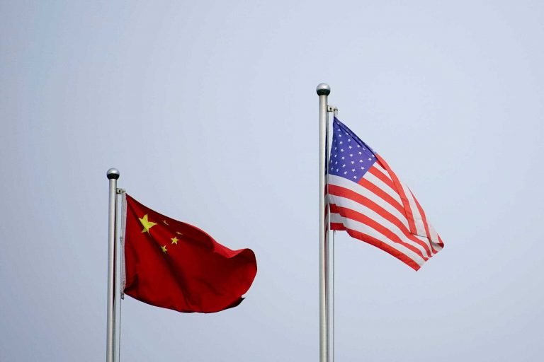 Flags of China and US