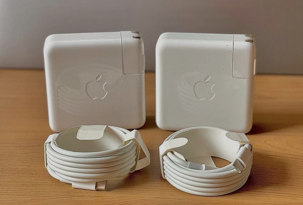 Apple 30W GaN charger