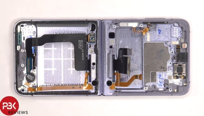 Galaxy Z Flip 4 teardown video shows the device is as good as advertised