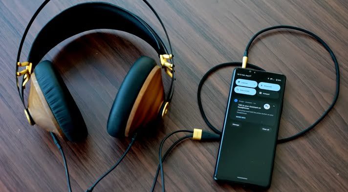 Sony Xperia 5 IV headphone support
