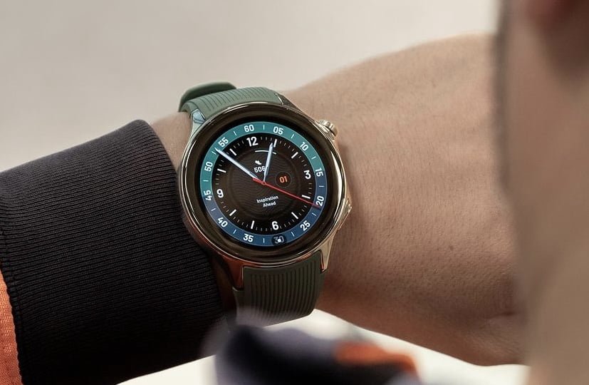 OnePlus Watch 2 vs Samsung Galaxy Watch 6: Which is Better?